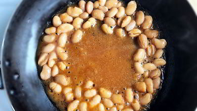 яичница с фасолью