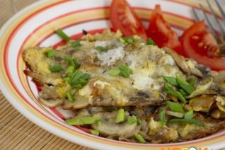 Яичница с грибами