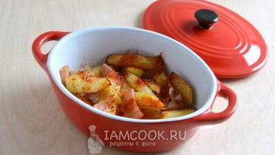 яичница с картофелем и беконом в духовке