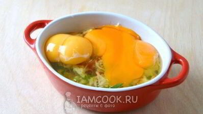 яичница с картофелем и беконом в духовке