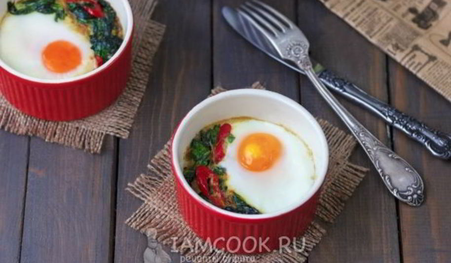 Рецепт яичницы со шпинатом