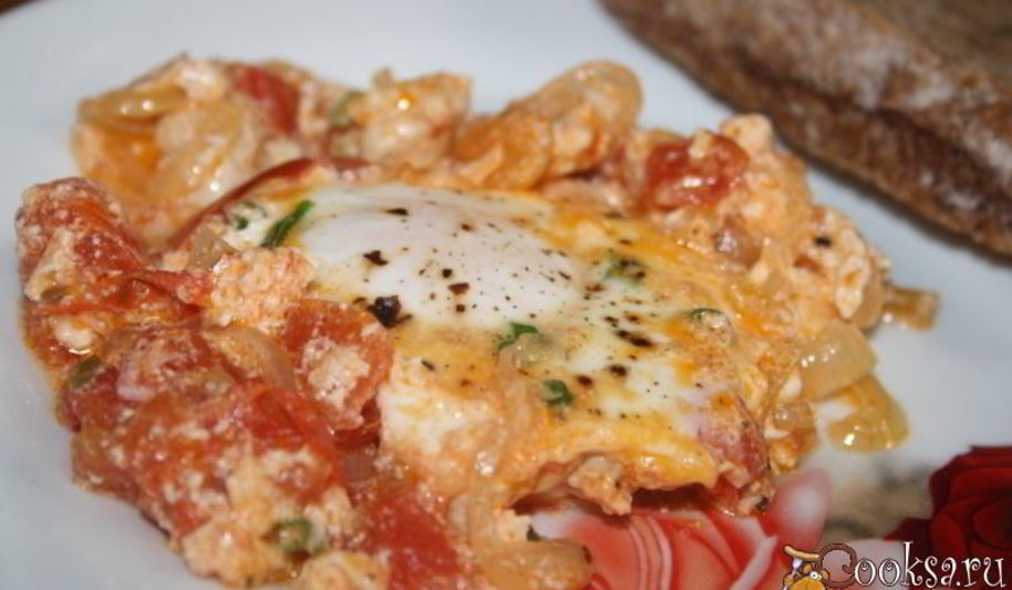 Рецепт яичницы со сметаной