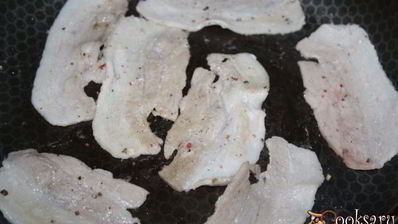 яичница со свиной грудинкой