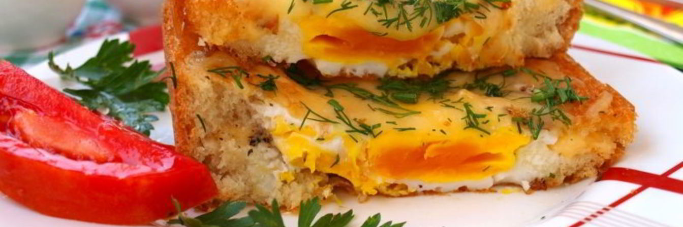 Яичница в бутерброде