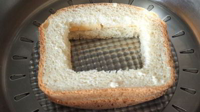 яичница в бутерброде