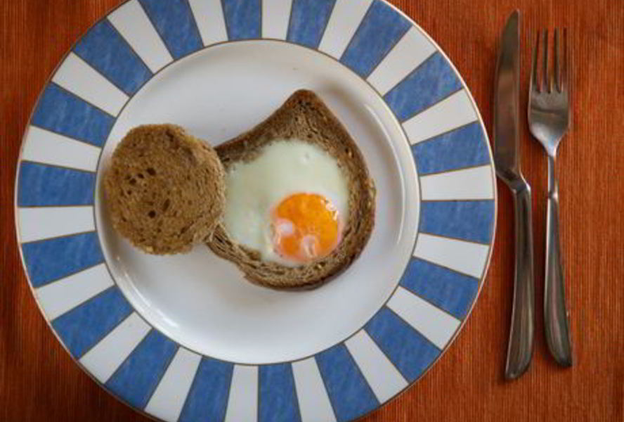 Яичница в иллюминаторе