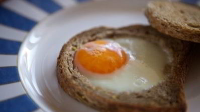 яичница в иллюминаторе