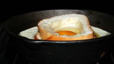 яичница в хлебе в духовке