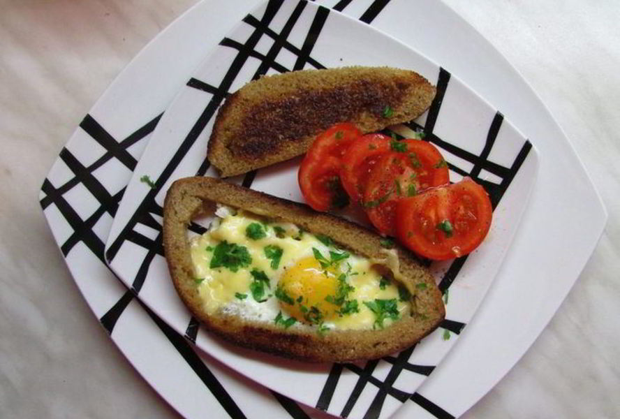 Яичница в хлебушке