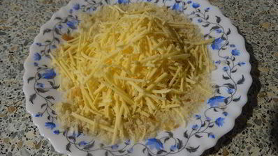 запечённая глазунья с вялеными томатами