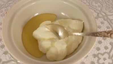 закуска из чеснока в сметанно-медовом соусе