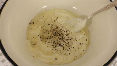 закуска из чеснока в сметанно-медовом соусе