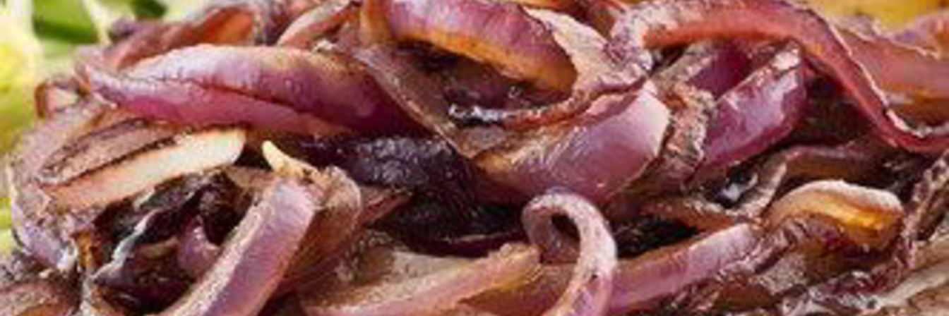 Закуска из маринованного лука к мясу