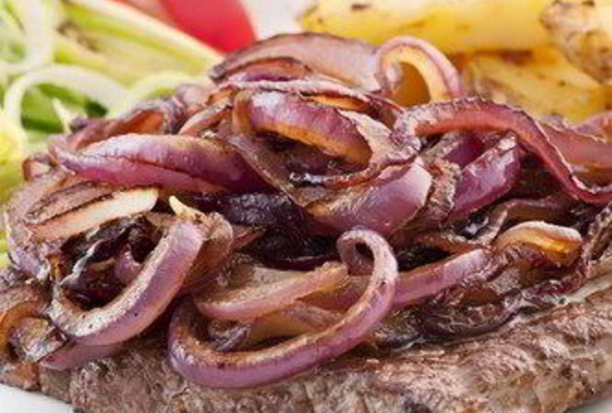 Закуска из маринованного лука к мясу