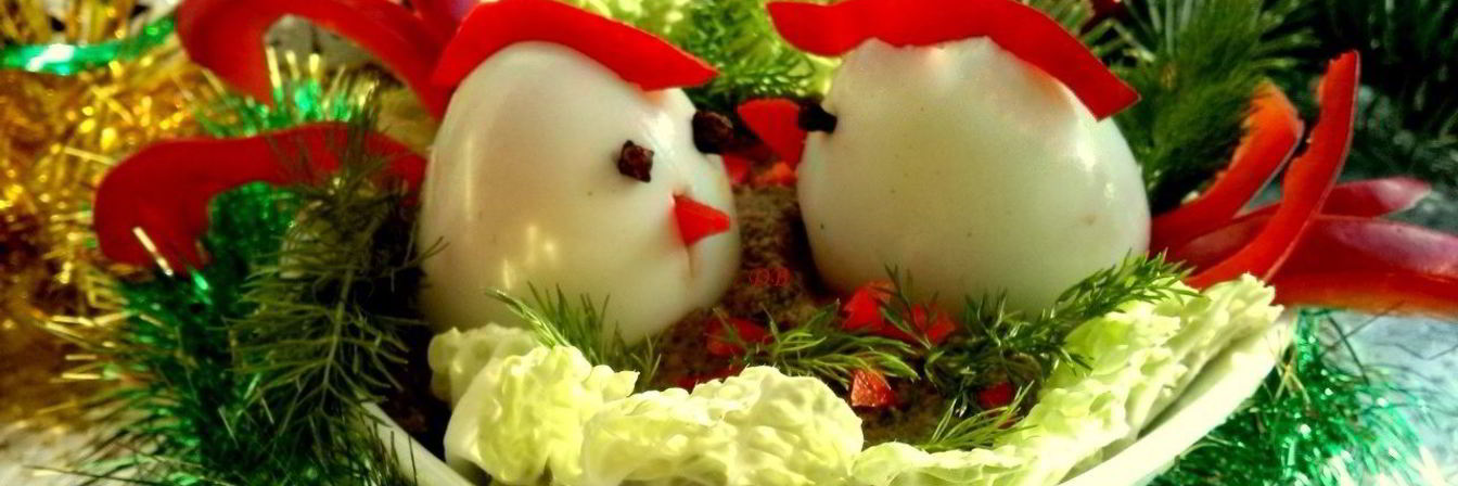 Закуска Петушки из яиц