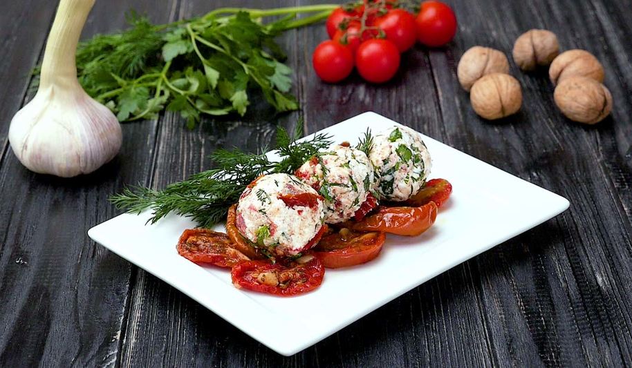 Рецепт закуски с вялеными томатами