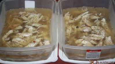 базовое заливное из курицы с сухой кавказской аджикой