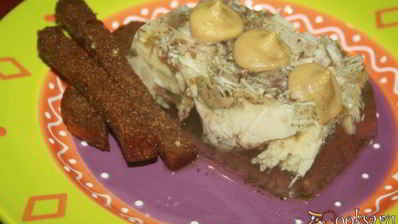 базовое заливное из курицы с сухой кавказской аджикой