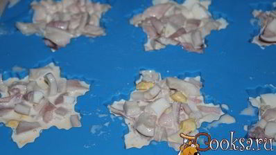 новогоднее заливное из кальмаров