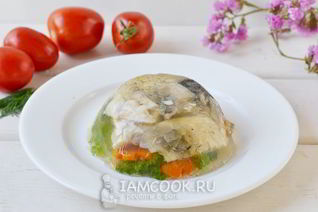 Заливное из карпа