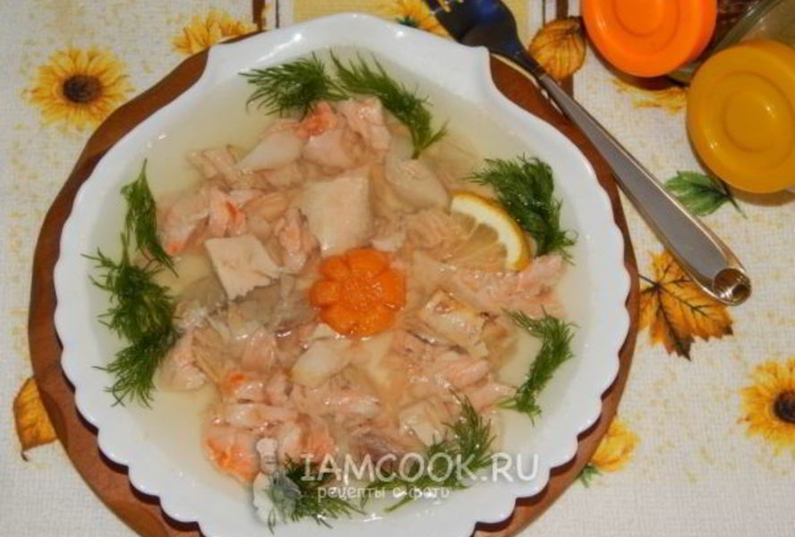 Заливное из красной рыбы