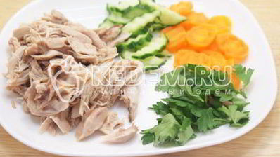 заливное из курицы новогоднее