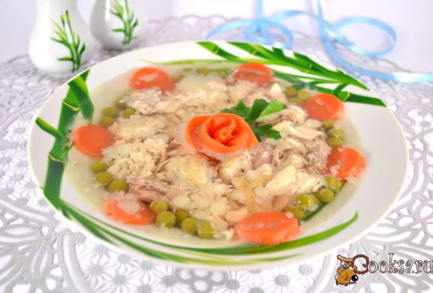 Заливное из курицы со свининой в мультиварке