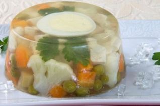 Заливное с куриным филе