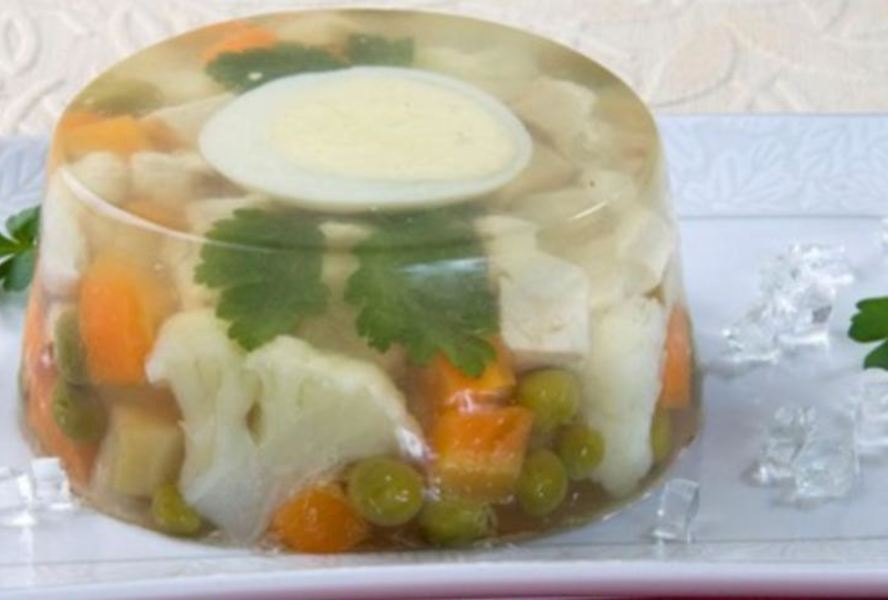 Заливное с куриным филе