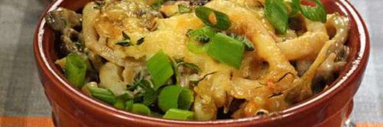 Грибной жульен с кальмарами в духовке