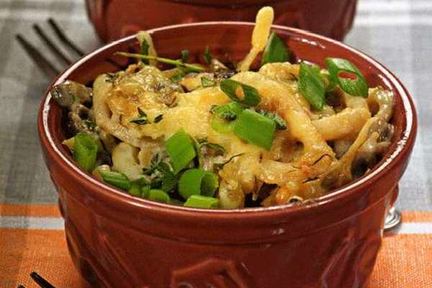 Грибной жульен с кальмарами в духовке