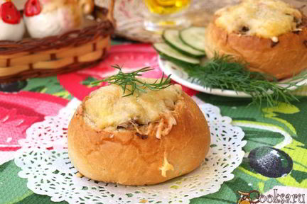 Грибной жульен в булочке