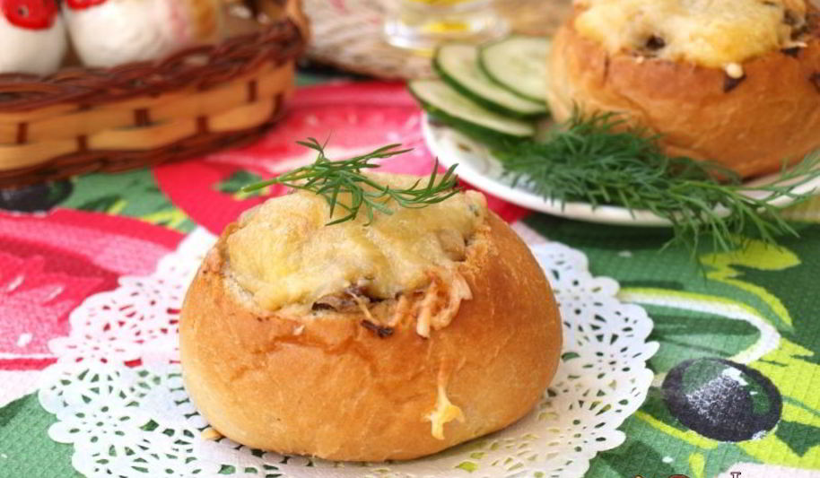 Рецепт грибного жульена в булочке