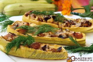 Лодочки из кабачков с жульеном и курицей
