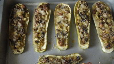 лодочки из кабачков с жульеном и курицей