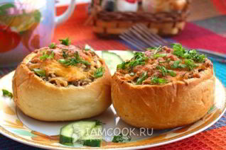 Жульен из шампиньонов в булочке