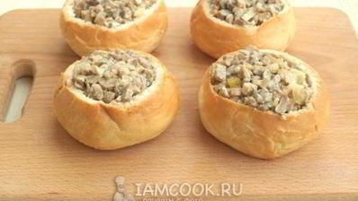 жульен из шампиньонов в булочке