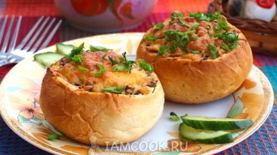 жульен из шампиньонов в булочке