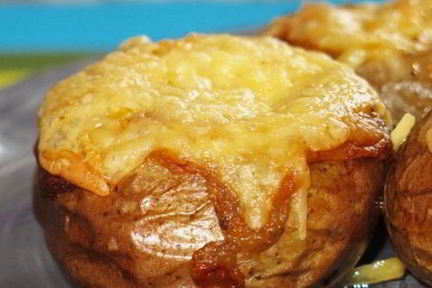 Жульен из шампиньонов в картофеле