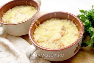 Жульен с грибами и сметаной