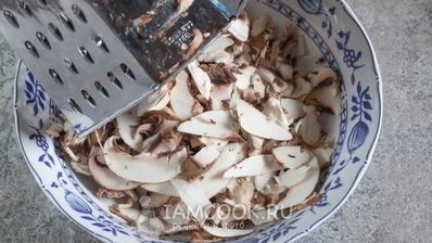 жульен в тарталетках с грибами и курицей