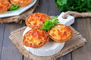 Жульен в тарталетках с грибами и сыром