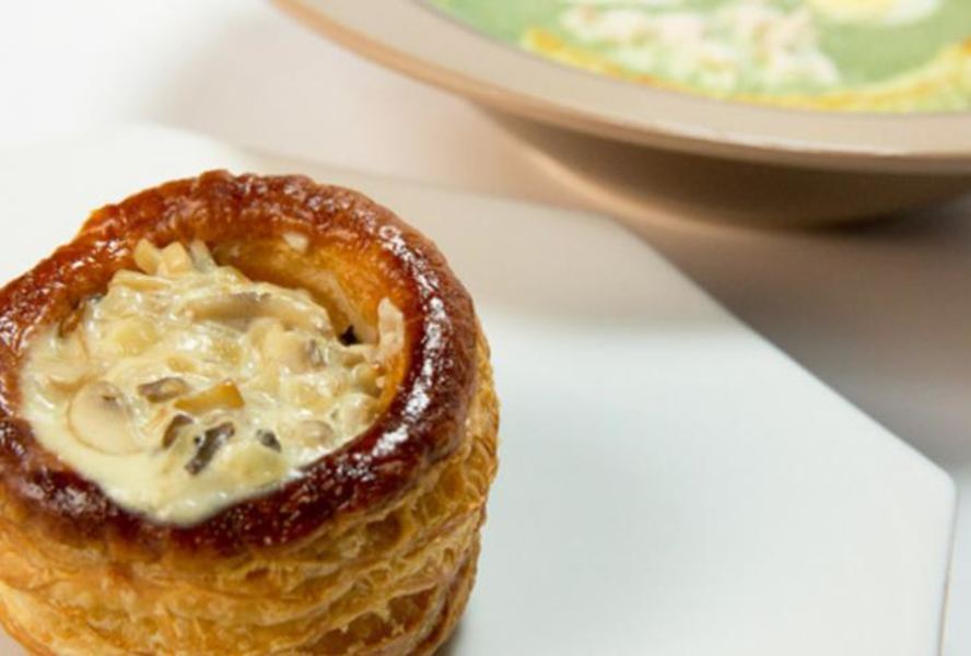 Жюльен из грибов в волованах