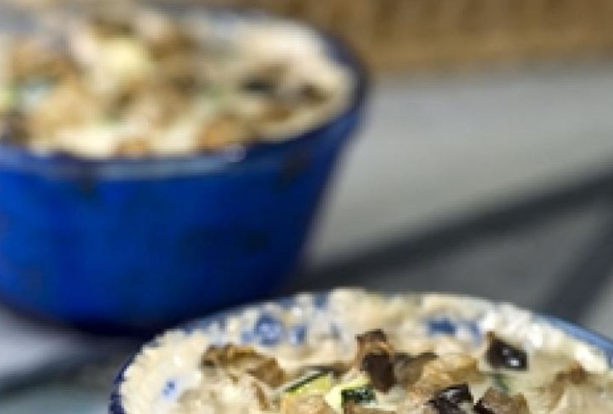 Жюльен из морепродуктов с баклажанами