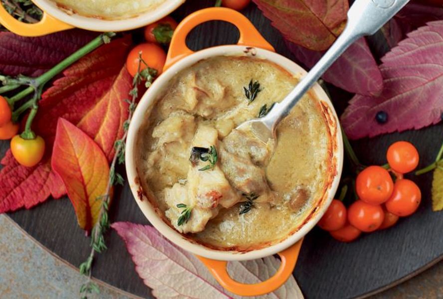 Жюльен из цесарки с шампиньонами