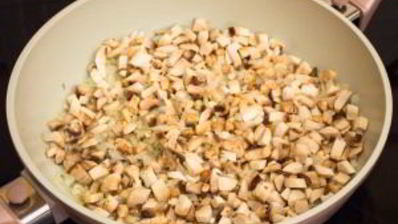 жюльен с курицей и грибами